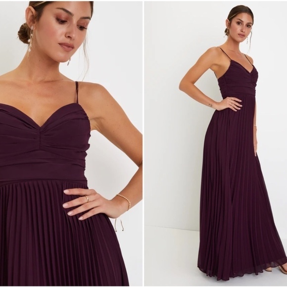 LULU's Prom Wedding Bridesmaid Pleated Boho Romantic Flowy Maxi Dress NWOT - Picture 1 of 4